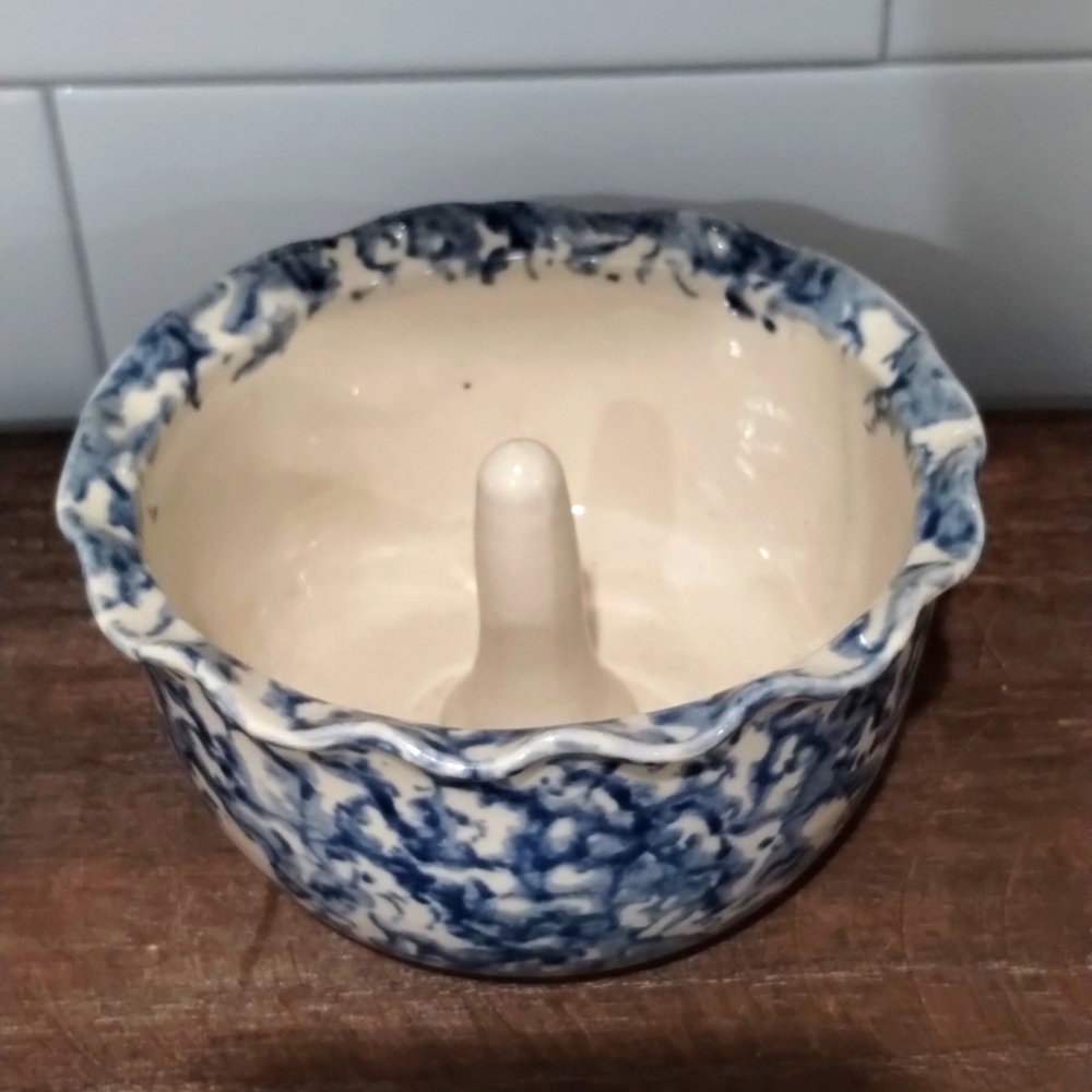 Buttermilk Acres Apple Baker Pottery